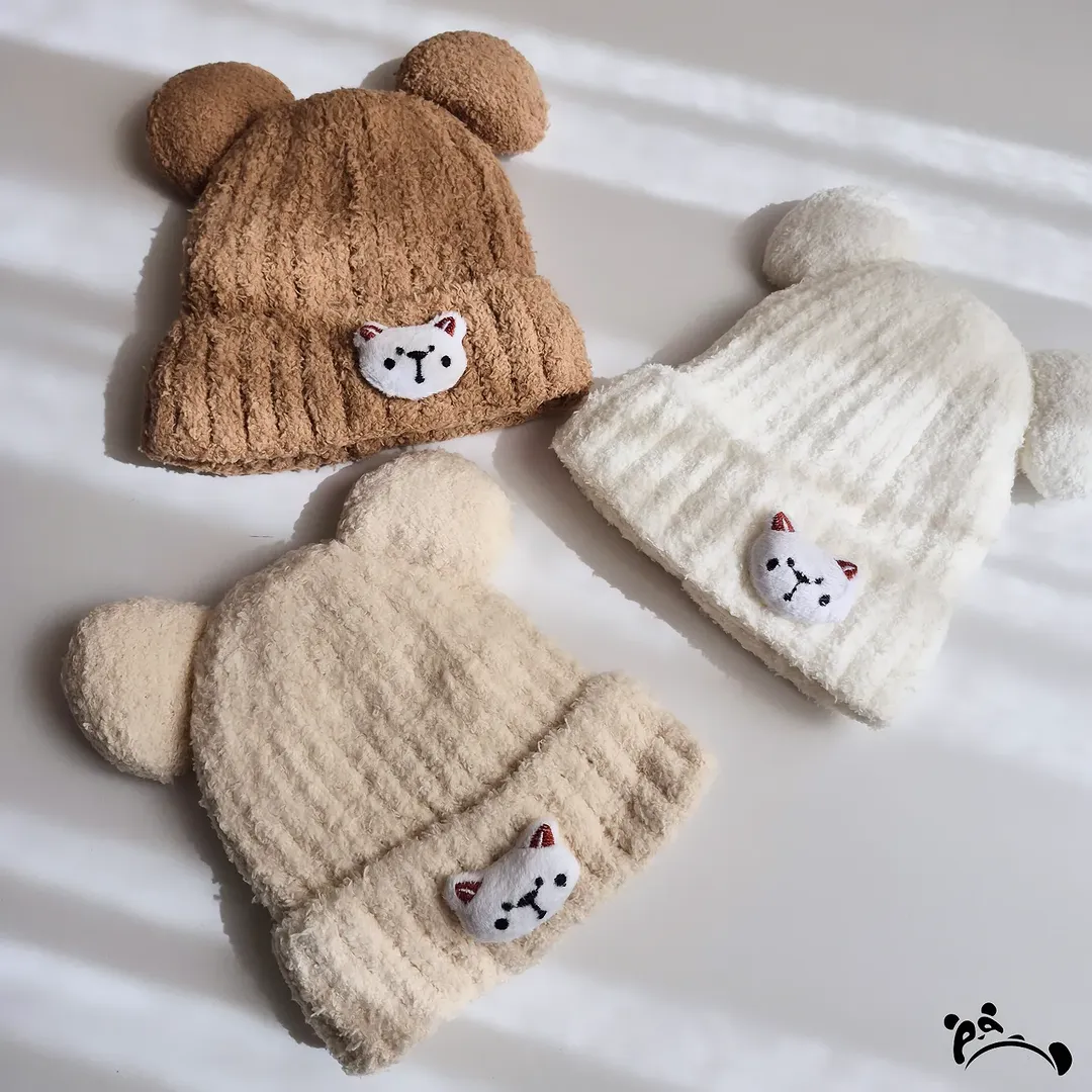 کلاه عروسک دار
